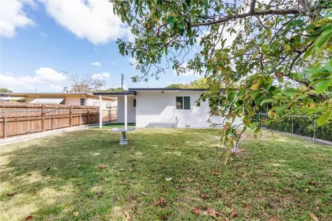 6330 SW 27th Street Miami FL 33155