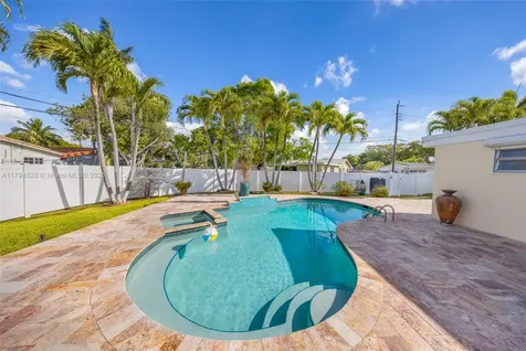 1243 Funston Street Hollywood FL 33019