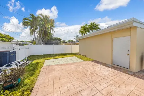 1243 Funston Street Hollywood FL 33019