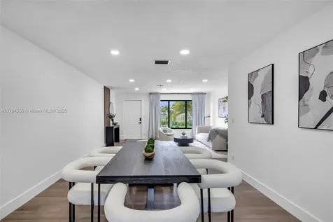 3732 SW 16th Street Fort Lauderdale FL 33312