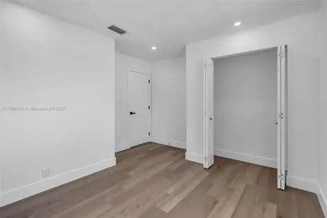 3732 SW 16th Street Fort Lauderdale FL 33312