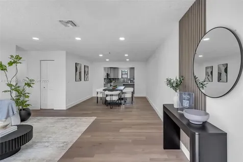 3732 SW 16th Street Fort Lauderdale FL 33312