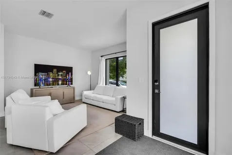 4445 NW 82nd Avenue Doral FL 33166