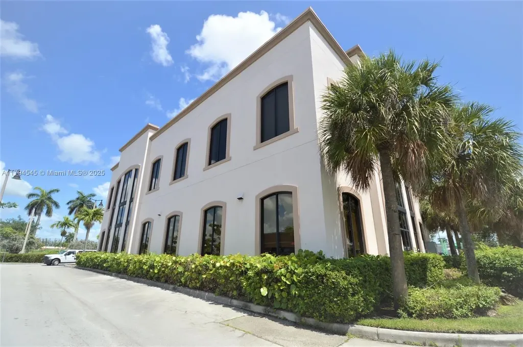 33004 S Dixie Highway Florida City FL 33034