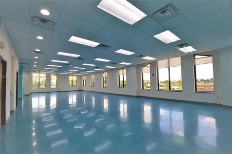 33004 S Dixie Highway Florida City FL 33034