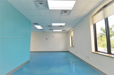 33004 S Dixie Highway Florida City FL 33034