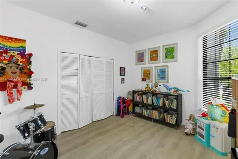 1041 NW 93rd Terrace Plantation FL 33322