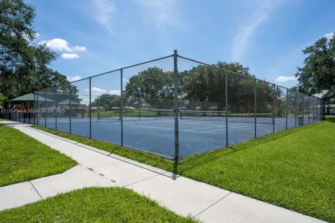 1041 NW 93rd Terrace Plantation FL 33322
