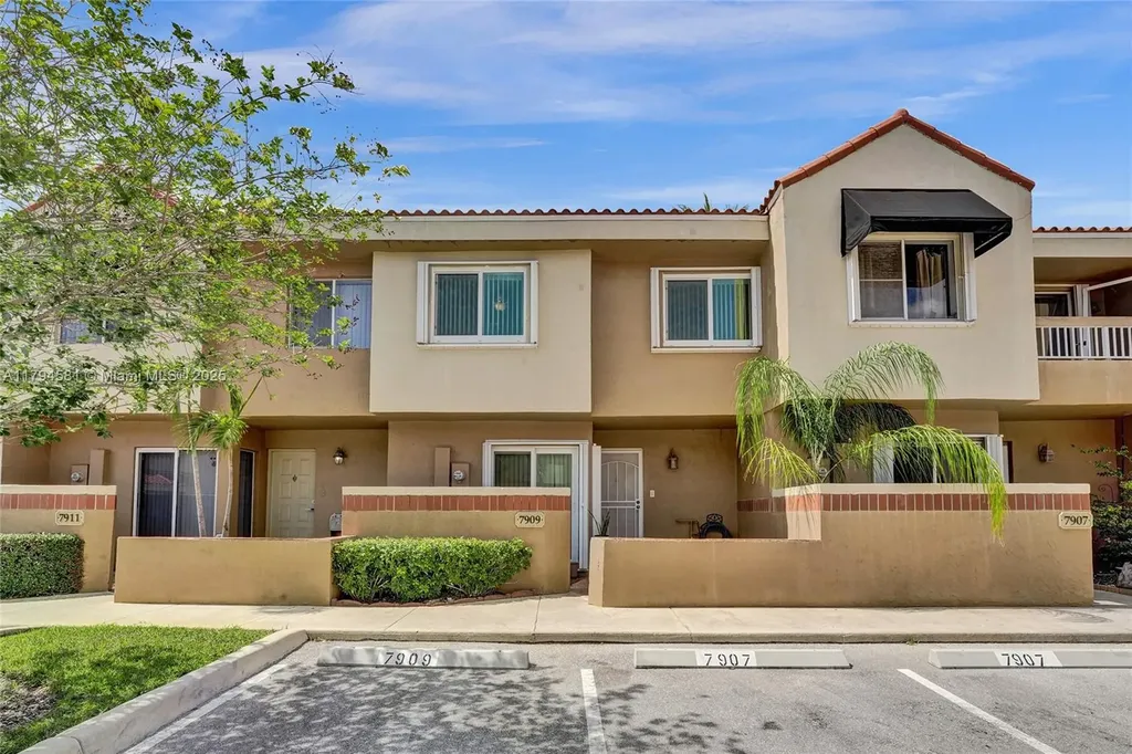 7909 NW 7th Court Plantation FL 33324