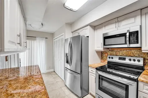 7909 NW 7th Court Plantation FL 33324