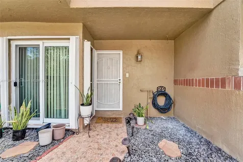 7909 NW 7th Court Plantation FL 33324