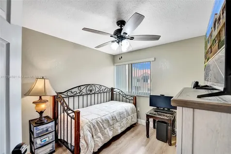 7909 NW 7th Court Plantation FL 33324
