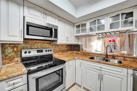 7909 NW 7th Court Plantation FL 33324