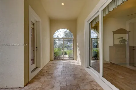 4 Mccairn Court Palm Beach Gardens FL 33418