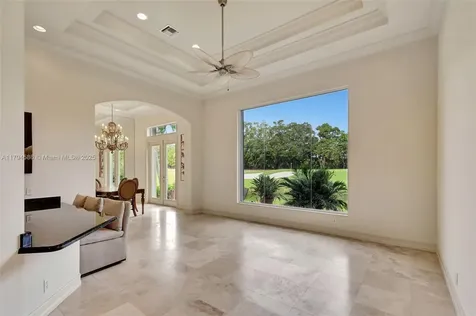 4 Mccairn Court Palm Beach Gardens FL 33418