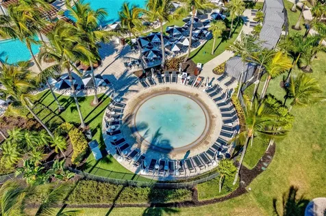 4 Mccairn Court Palm Beach Gardens FL 33418