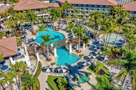 4 Mccairn Court Palm Beach Gardens FL 33418