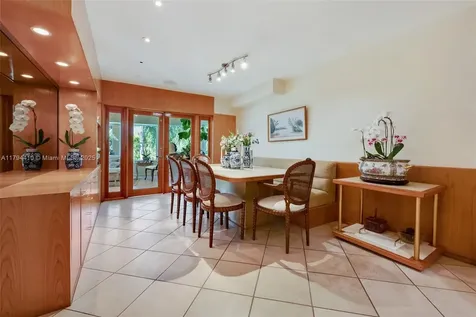 12280 SW 69th Place Pinecrest FL 33156