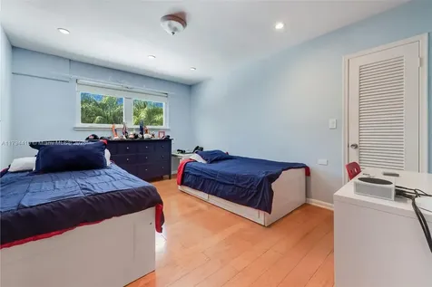 12280 SW 69th Place Pinecrest FL 33156