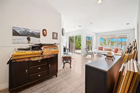 7045 SW 161 Place Miami FL 33193