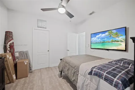 7045 SW 161 Place Miami FL 33193