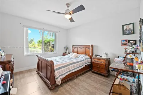 7045 SW 161 Place Miami FL 33193