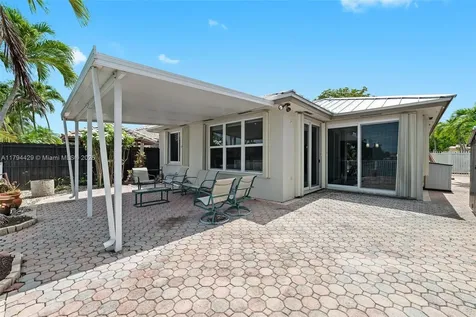 7045 SW 161 Place Miami FL 33193