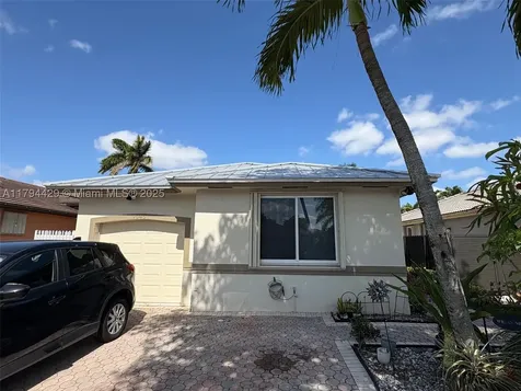 7045 SW 161 Place Miami FL 33193