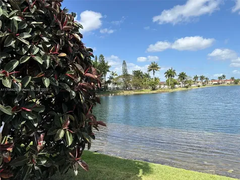 7045 SW 161 Place Miami FL 33193