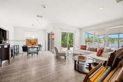 7045 SW 161 Place Miami FL 33193