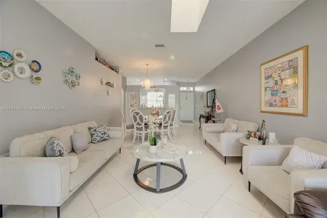 9591 N Crescent View Drive N Boynton Beach FL 33437