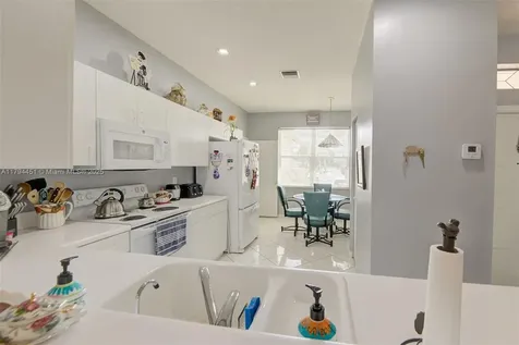 9591 N Crescent View Drive N Boynton Beach FL 33437