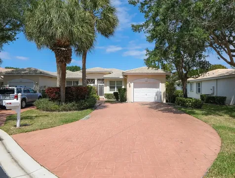 9591 N Crescent View Drive N Boynton Beach FL 33437