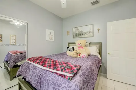 9591 N Crescent View Drive N Boynton Beach FL 33437