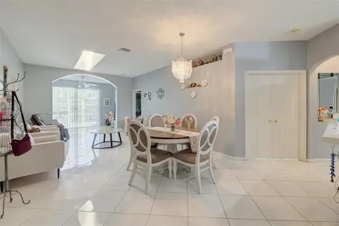 9591 N Crescent View Drive N Boynton Beach FL 33437