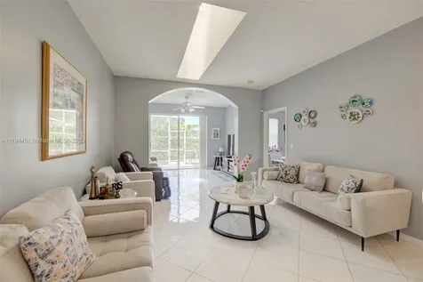 9591 N Crescent View Drive N Boynton Beach FL 33437