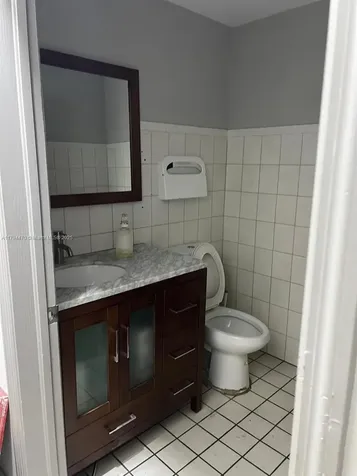 2330 NW 102nd Place Doral FL 33172