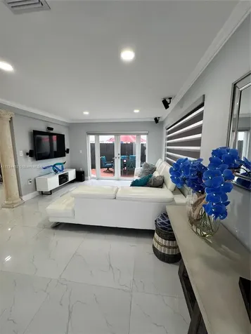 12663 NW 8th Way Miami FL 33182