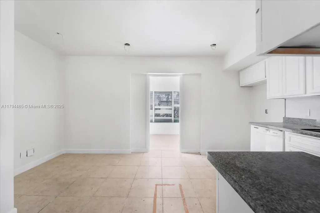 6209 Dawson Street Hollywood FL 33023