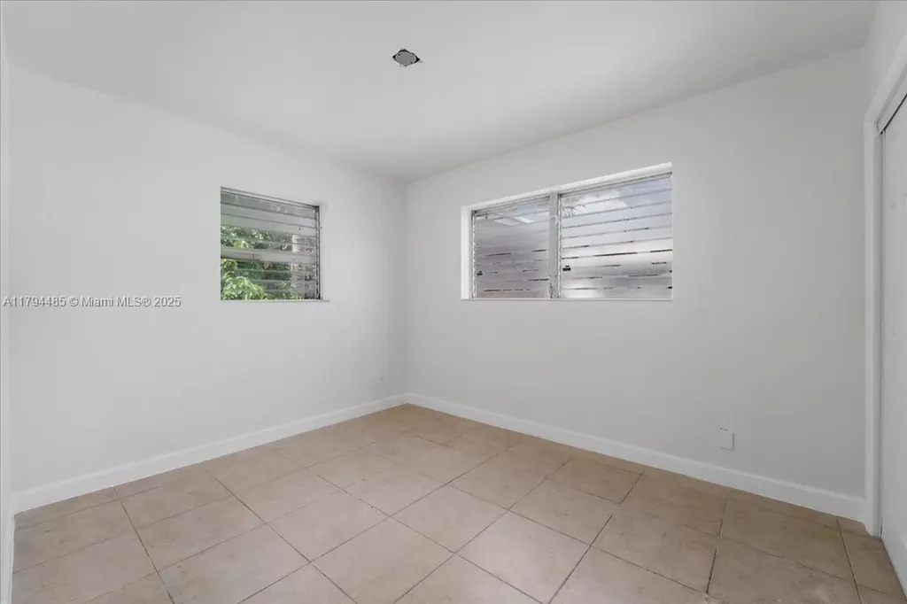 6209 Dawson Street Hollywood FL 33023