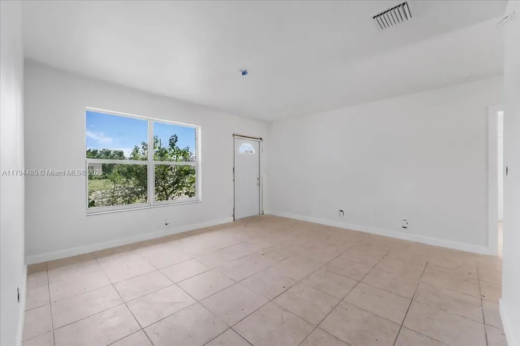 6209 Dawson Street Hollywood FL 33023