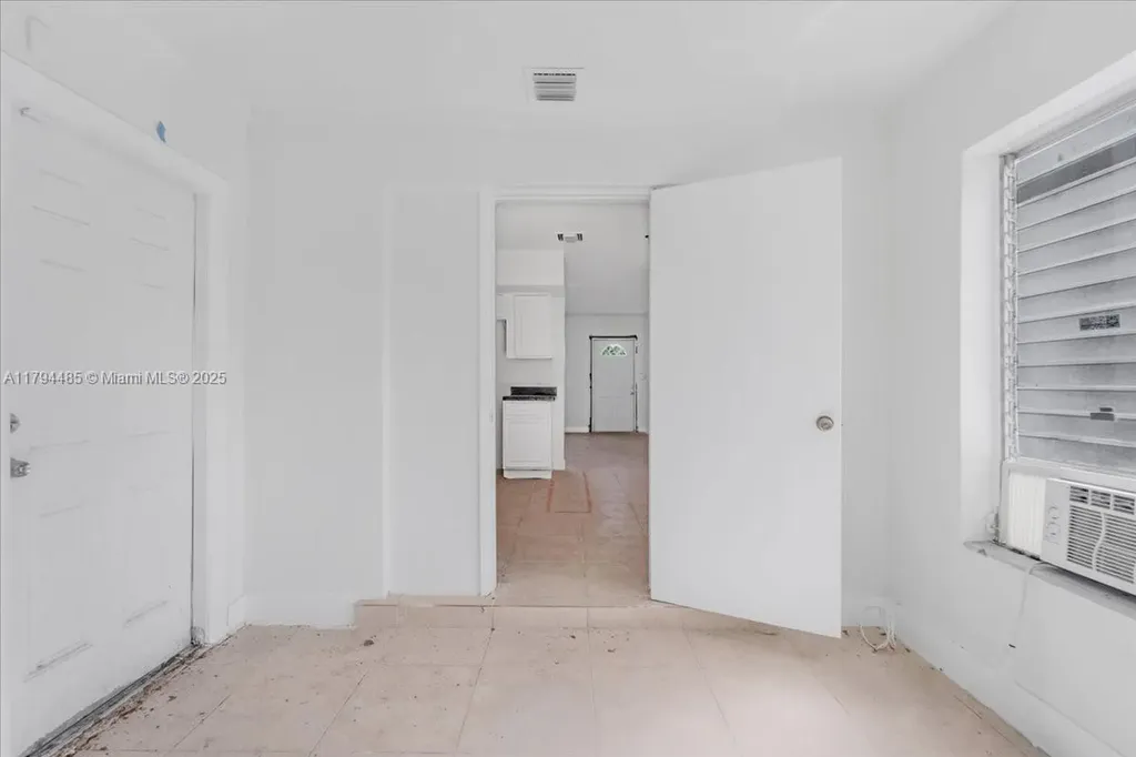 6209 Dawson Street Hollywood FL 33023