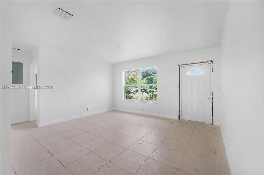 6209 Dawson Street Hollywood FL 33023