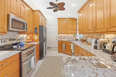 540 SW 113th Terrace Pembroke Pines FL 33025