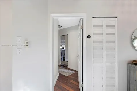 540 SW 113th Terrace Pembroke Pines FL 33025