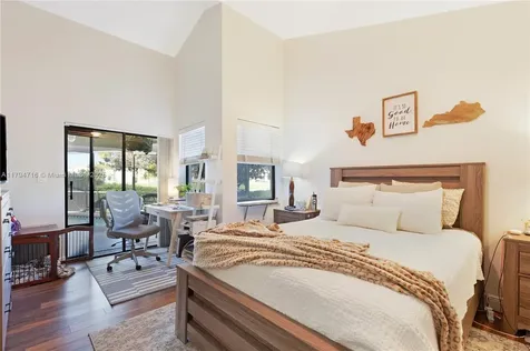 540 SW 113th Terrace Pembroke Pines FL 33025