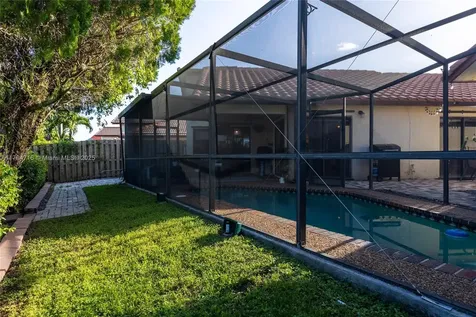 540 SW 113th Terrace Pembroke Pines FL 33025
