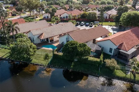 540 SW 113th Terrace Pembroke Pines FL 33025