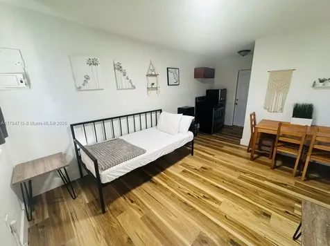 7638 N Miami Avenue Miami FL 33150