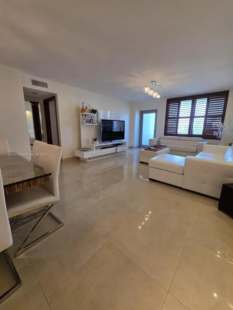 9225 Collins Avenue Surfside FL 33154